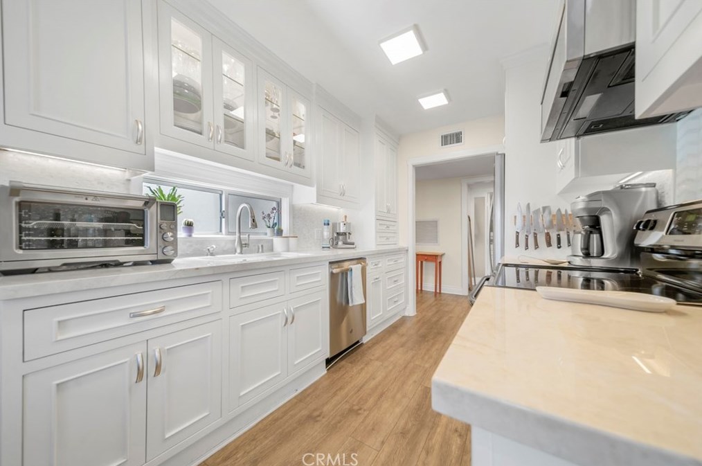 5301 Balboa Blvd #c6, Van Nuys, CA 91316