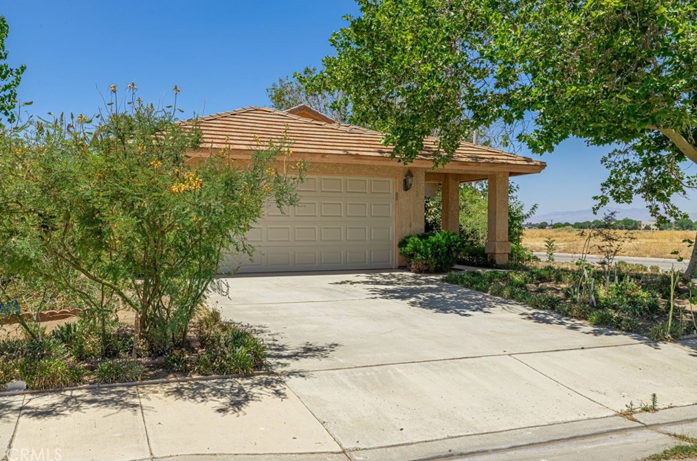 44959 13th St, Lancaster, CA 93535
