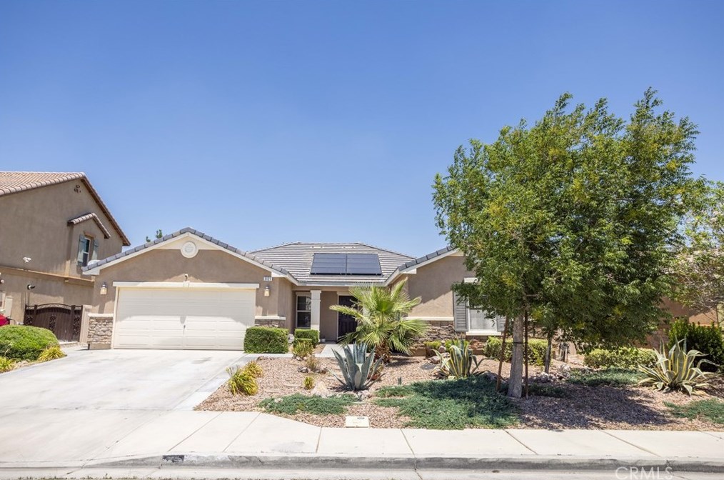 3121 Garnet Ln, Lancaster, CA 93535
