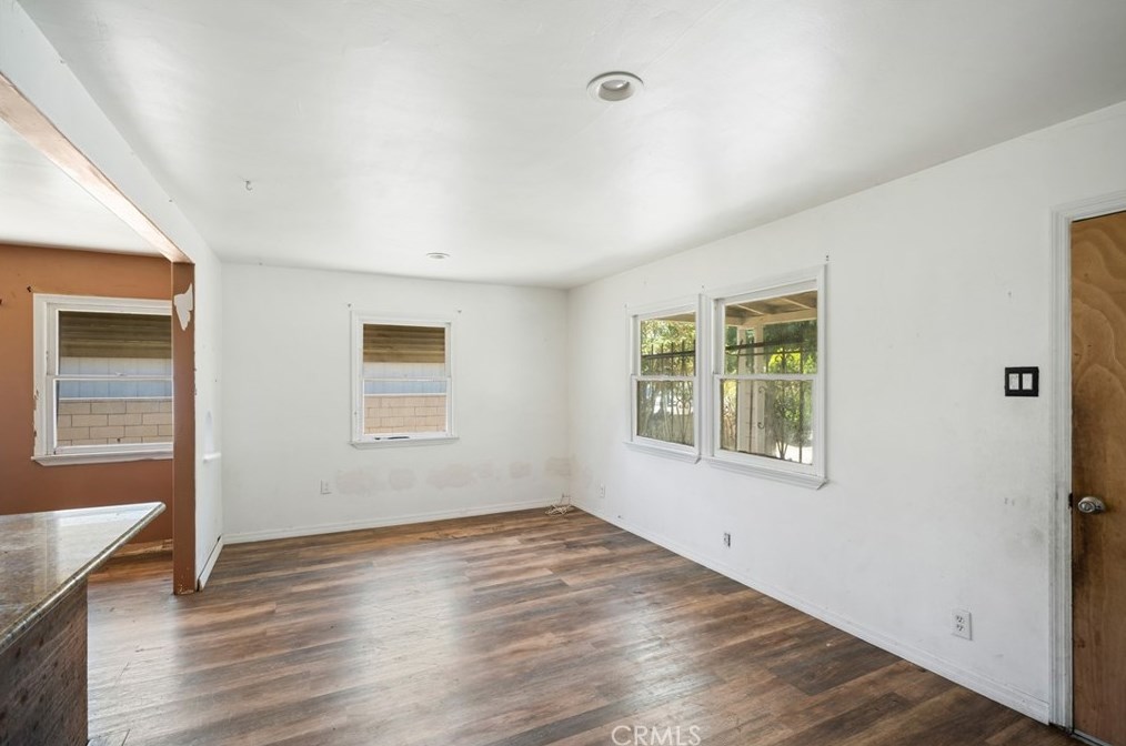 11058 Basye St, El Monte, CA 91731-1654