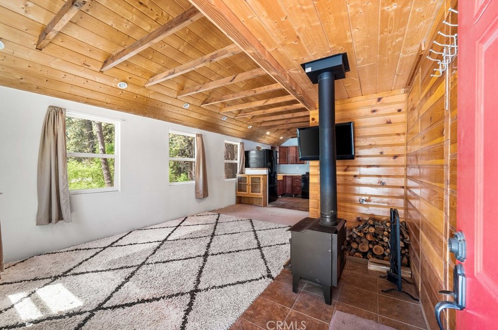 33638 Green Valley Lake Rd, Green Valley Lake, CA 92341