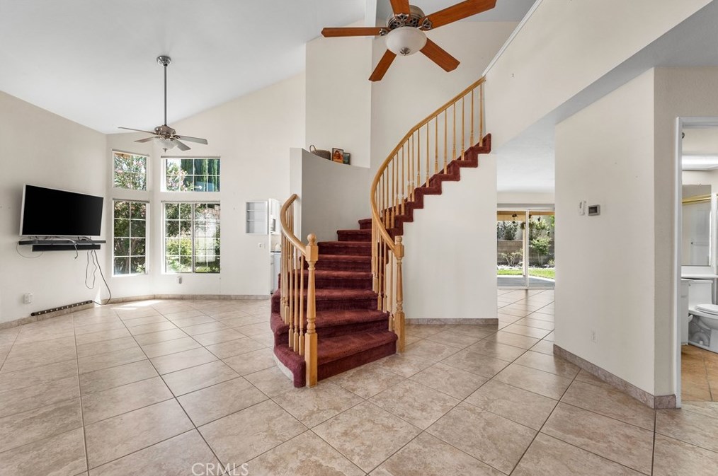 3248 Carnation St, Tropico Village, CA 93560
