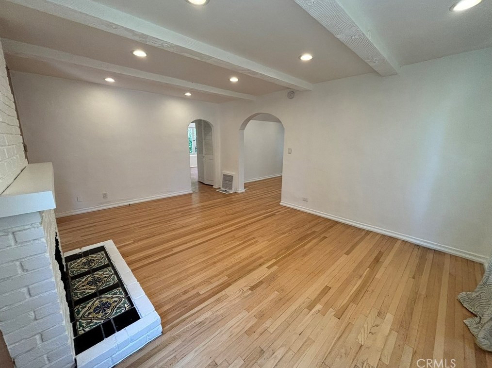 1820 Midvale Ave, Los Angeles, CA 90025