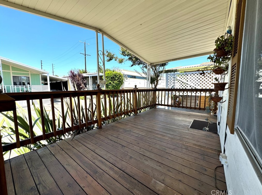 15414 Mankato St #42, San Fernando, CA 91345