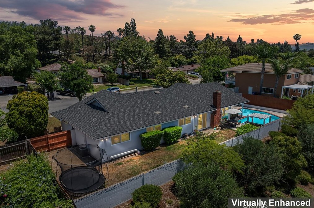 1212 Uppingham Dr, Thousand Oaks, CA 91360