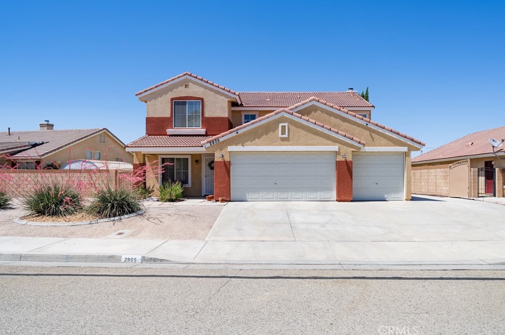 2805 W Norberry St, Lancaster, CA 93536