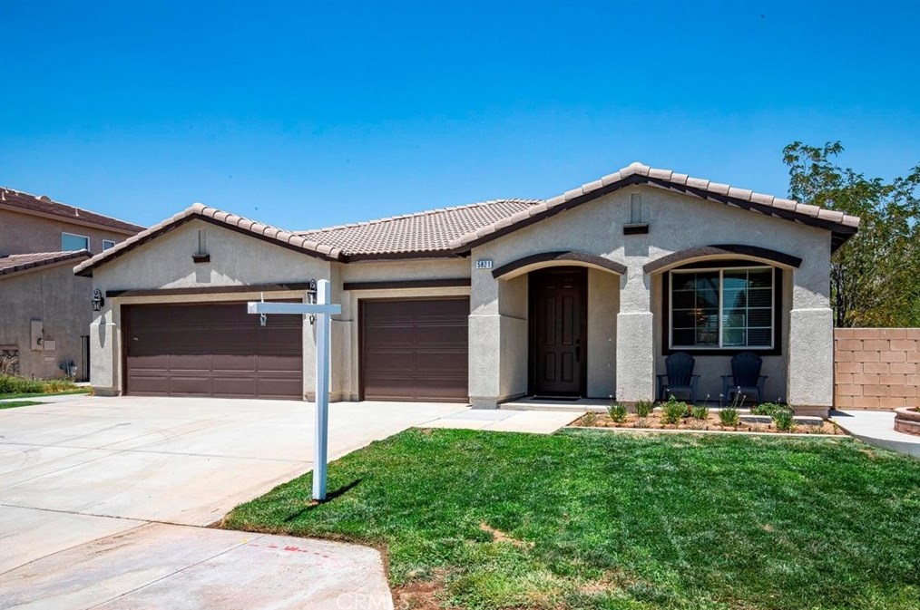 5821 W Avenue J13, Lancaster, CA 93536