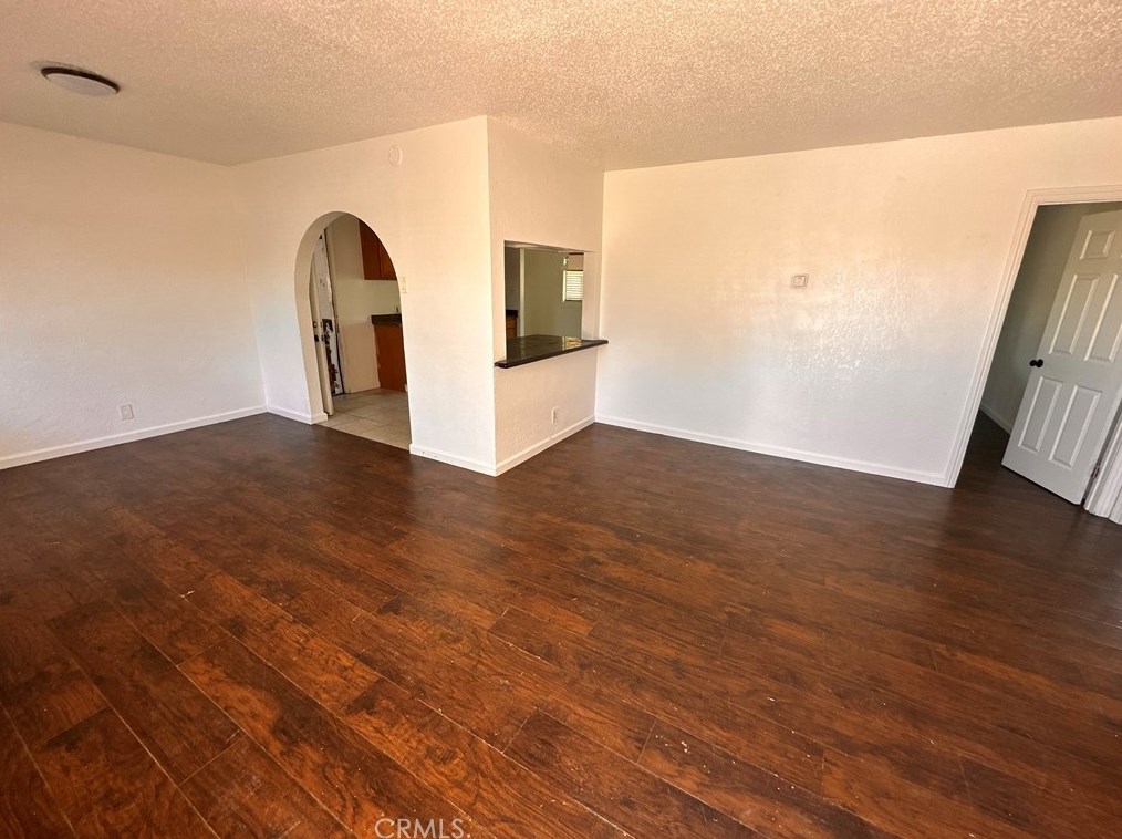 1924 Clark Ave, Bakersfield, CA 93304