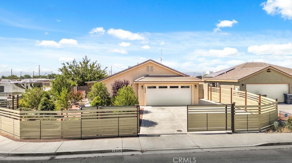 1334 Richfield Ave, Tropico Village, CA 93560