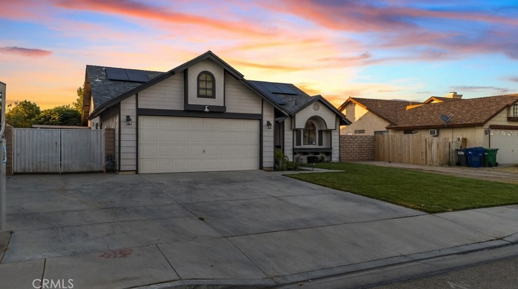 4339 Adobe Dr, Palmdale, CA 93552