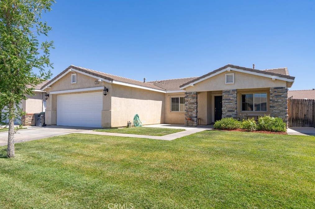 3406 Rosegold Ave, Tropico Village, CA 93560