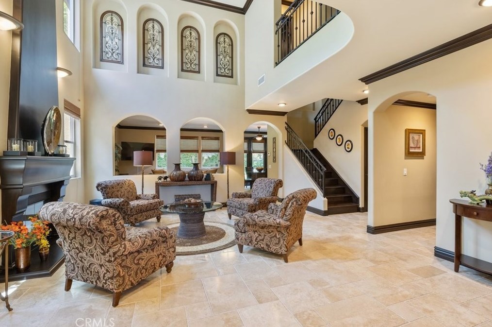 4645 Halbrent Ave, Van Nuys, CA 91403-2419