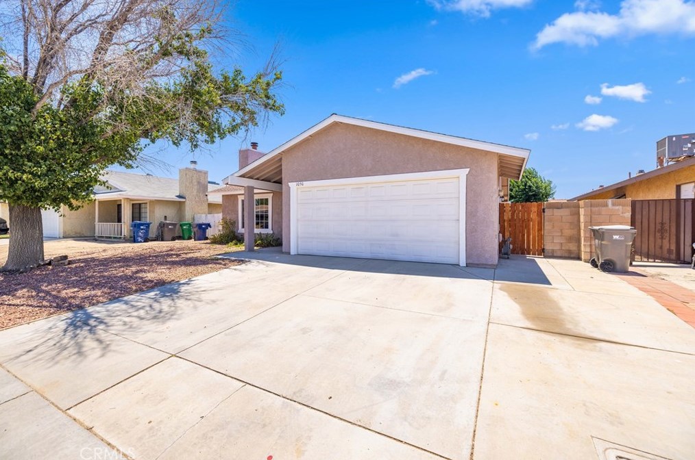 1050 Chagal Ave, Lancaster, CA 93535-4217