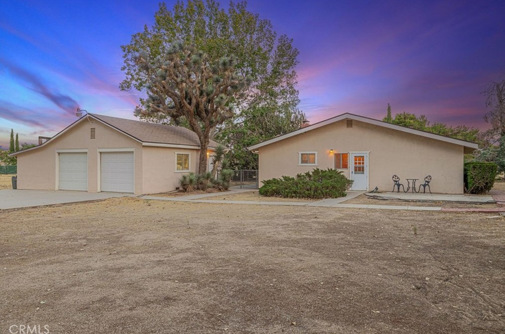 43040 41st St, Lancaster, CA 93536