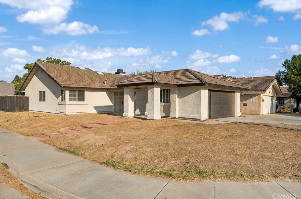 3440 35th St, Tropico Village, CA 93560