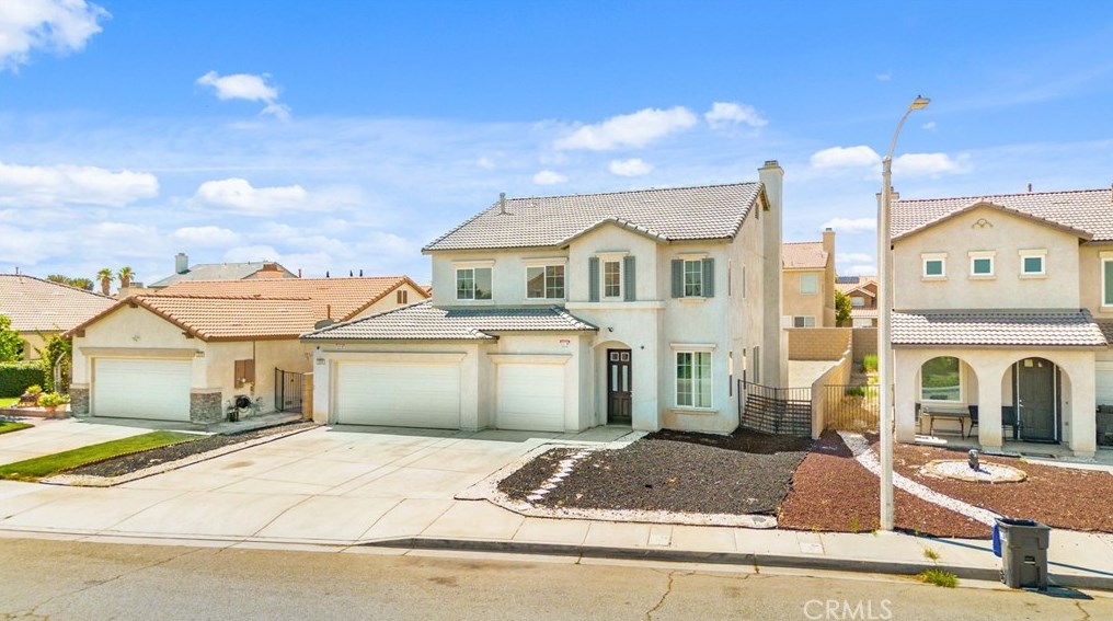 2306 E Norberry St, Lancaster, CA 93535