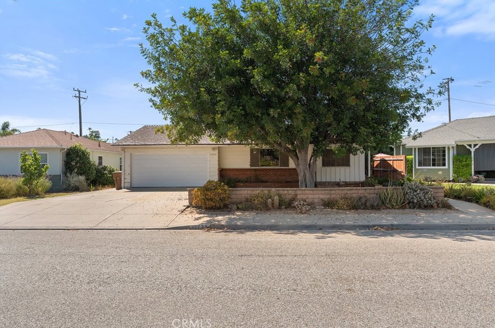 2723 Acacia St, Camarillo, CA 93012