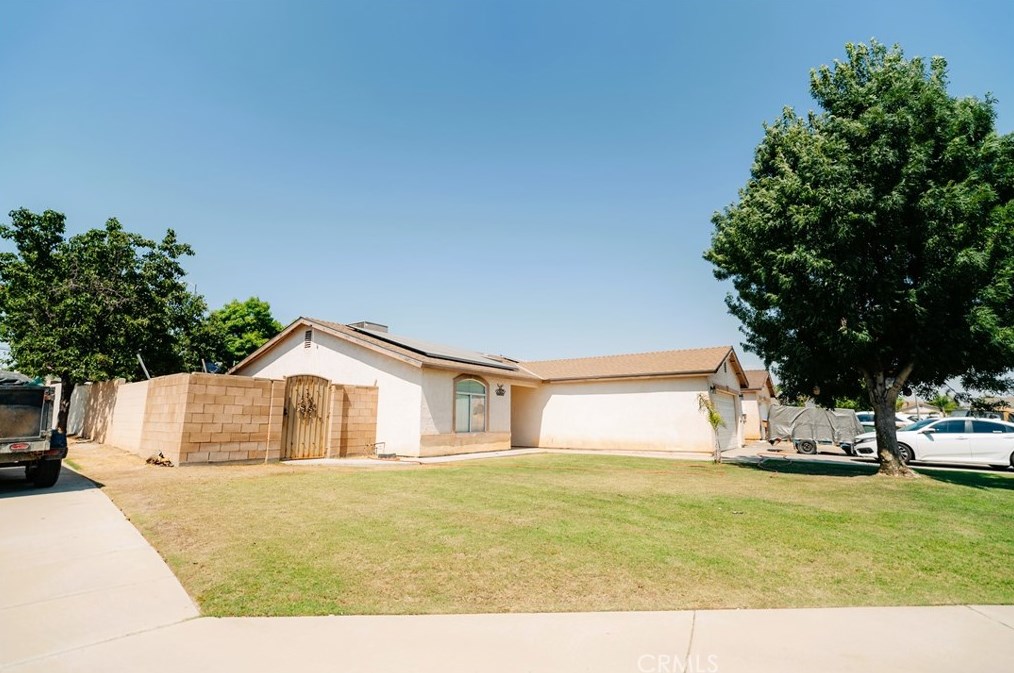 8736 Canyon Ridge Ct, Bakersfield, CA 93306
