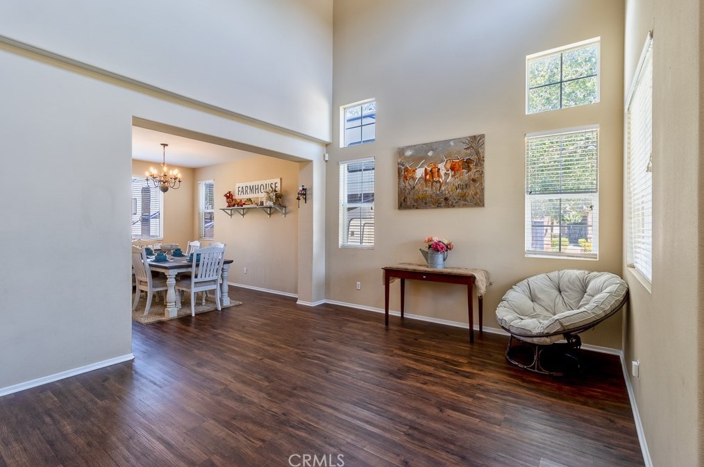 6047 Avenue, Lancaster, CA 93535-7859