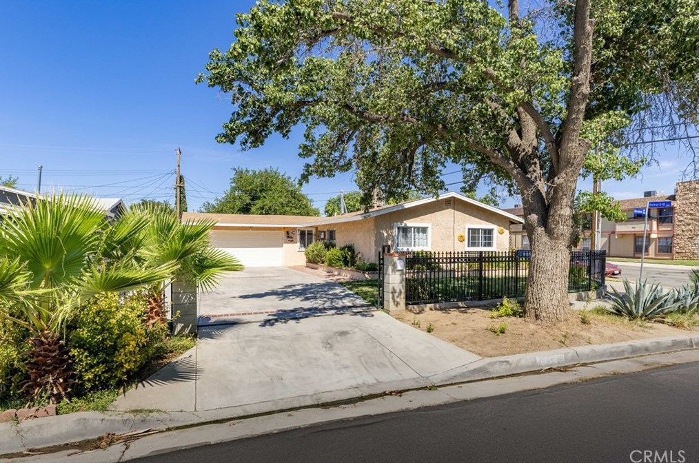 38299 Hendon Dr, Palmdale, CA 93550