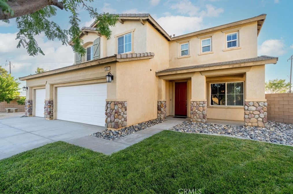 8851 Avoca Ct, Lancaster, CA 93536