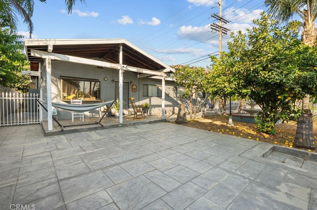 11130 Telfair Ave, Los Angeles, CA 91331-2738