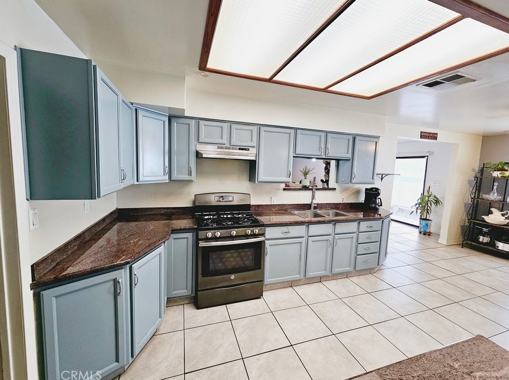 3808 Hoffman Ave, Bakersfield, CA 93309
