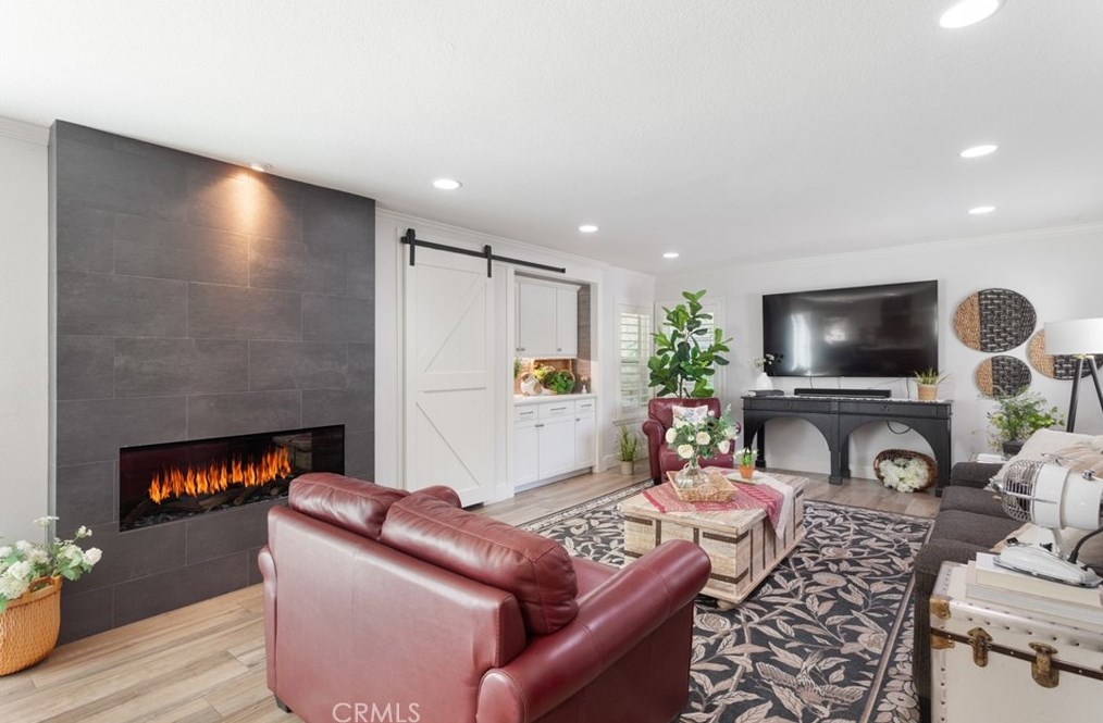 26430 Emerald Dove Dr, Santa Clarita CA  91355-3514 exterior