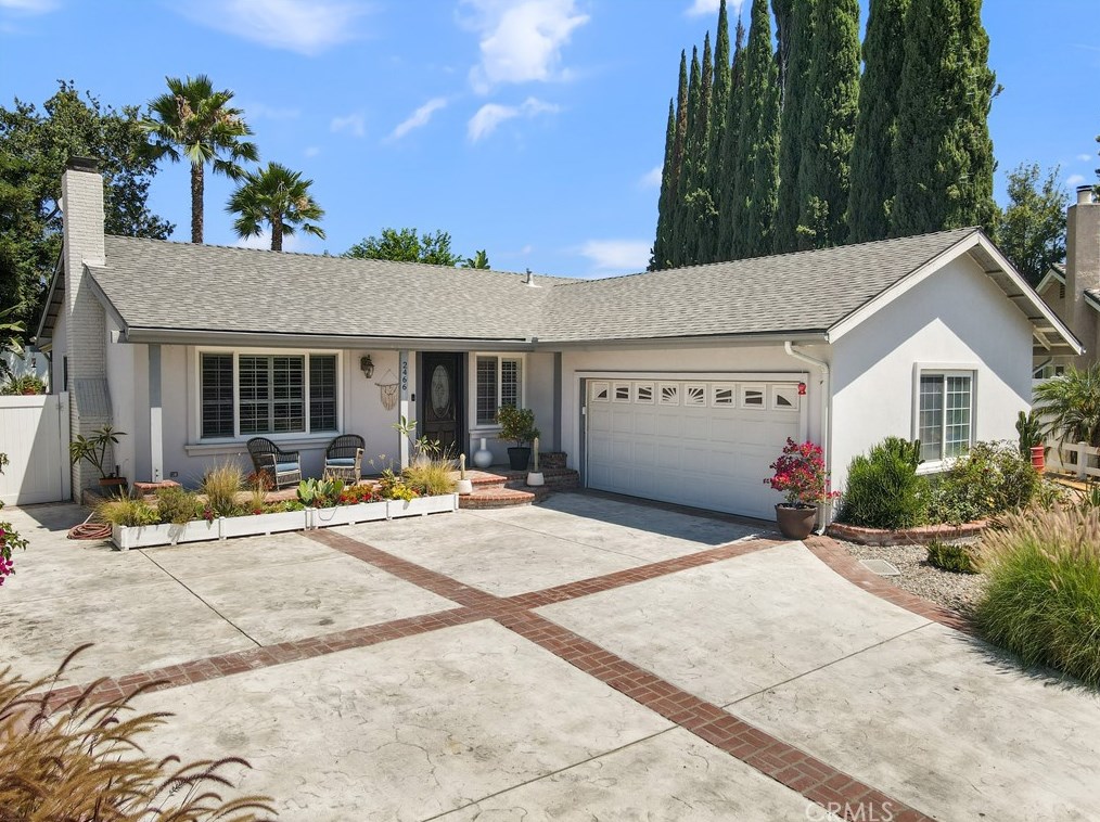 2466 Dillon Ct, Thousand Oaks, CA 91360