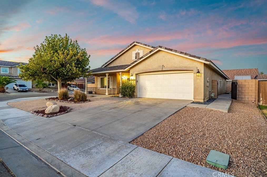 2432 Greenhill St, Tropico Village, CA 93560