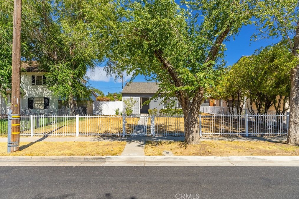 44714 Fig Ave, Lancaster, CA 93534