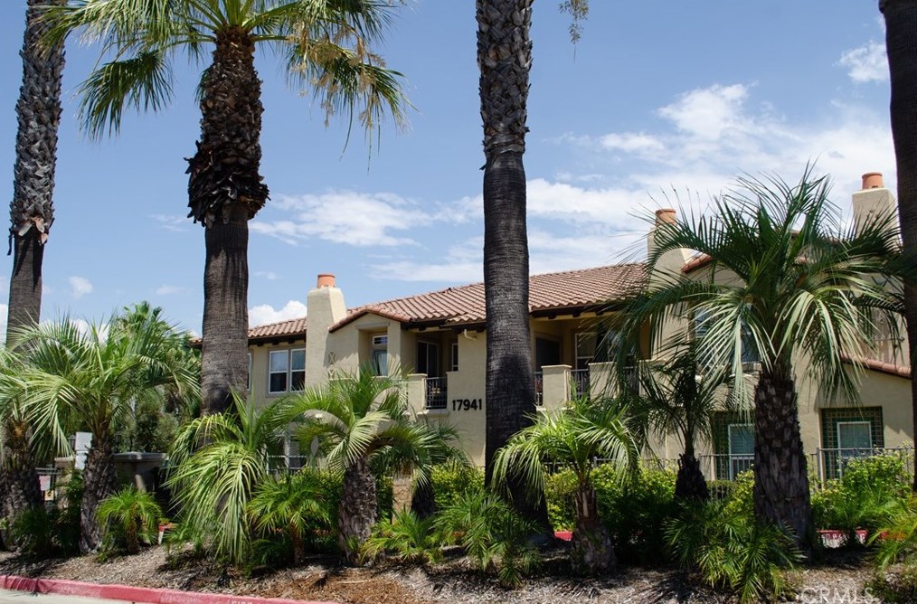 17941 Lost Canyon Rd, Santa Clarita, CA 91387-8266