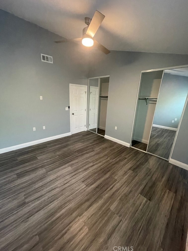 7301 Lennox Ave, Van Nuys CA  91405-2338 exterior