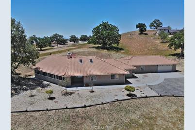 18611 Mustang Drive, Tehachapi, CA 93561 - Photo 1