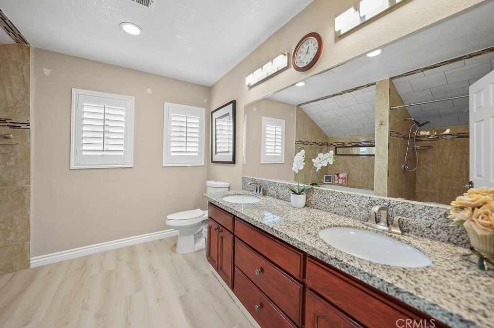 895 Los Robles Ave, Pasadena CA 91104-3544 exterior