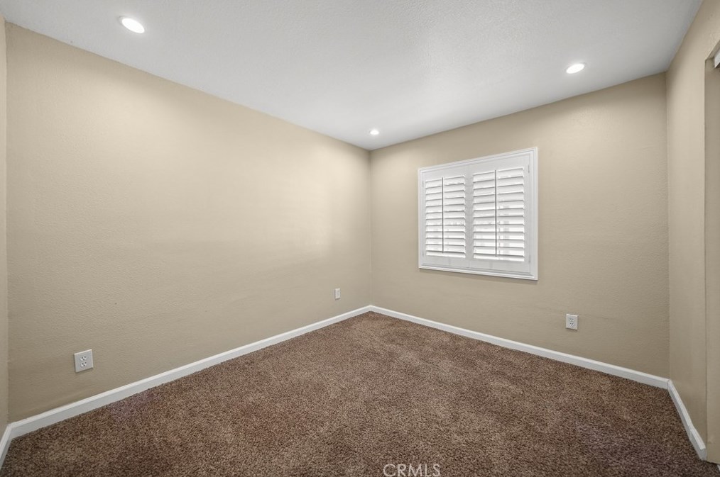 895 Los Robles Ave, Pasadena CA 91104-3544 exterior