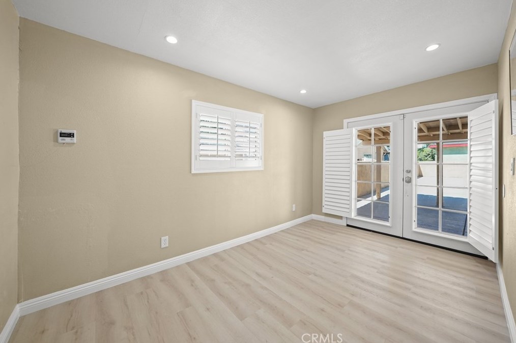 895 Los Robles Ave, Pasadena CA 91104-3544 exterior