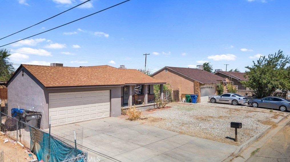38235 16th St, Palmdale, CA 93550