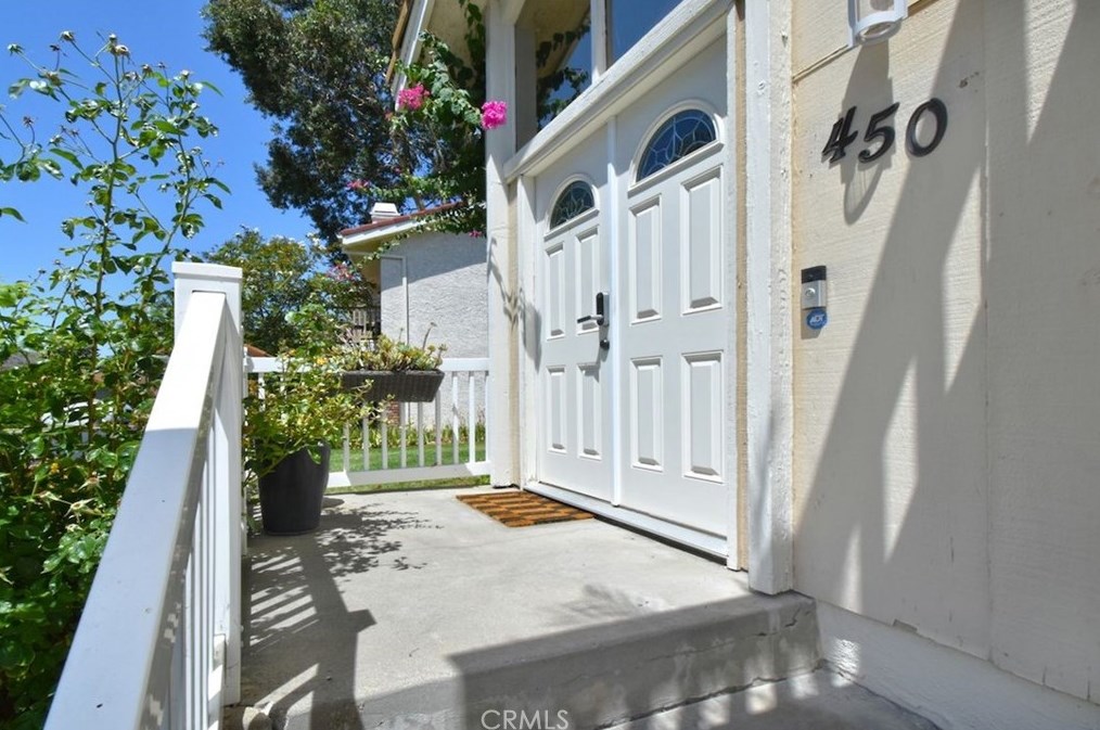 450 Cresthill, Calabasas, CA 91377