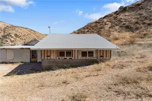 13684 Sierra, Agua Dulce, CA 91390 - Photo 16