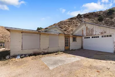 13684 Sierra, Agua Dulce, CA 91390 - Photo 18