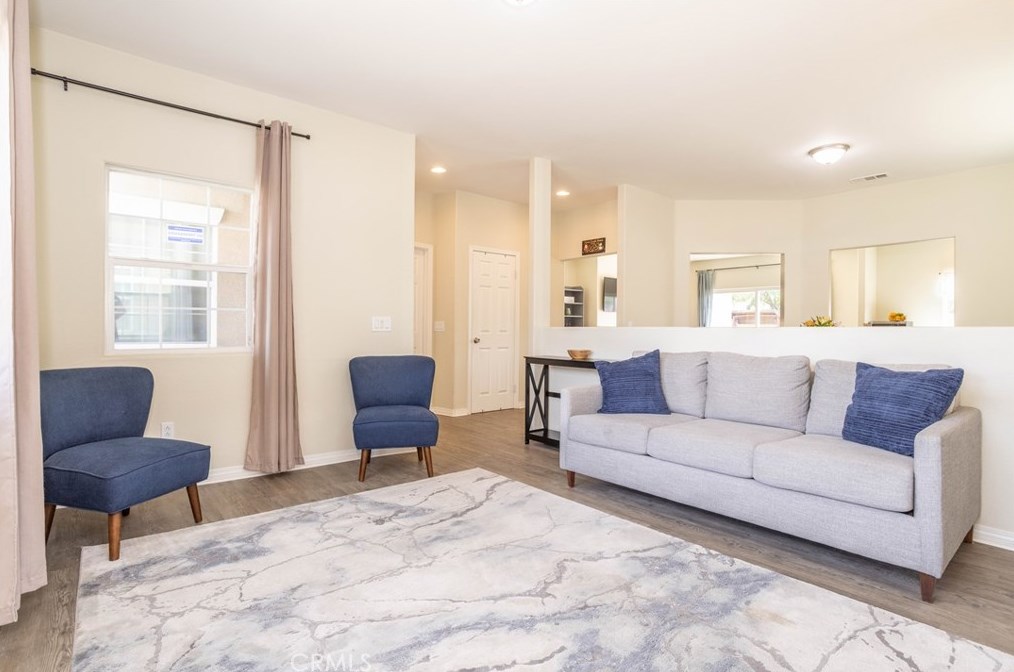 43738 Raysack Ave, Lancaster, CA 93535