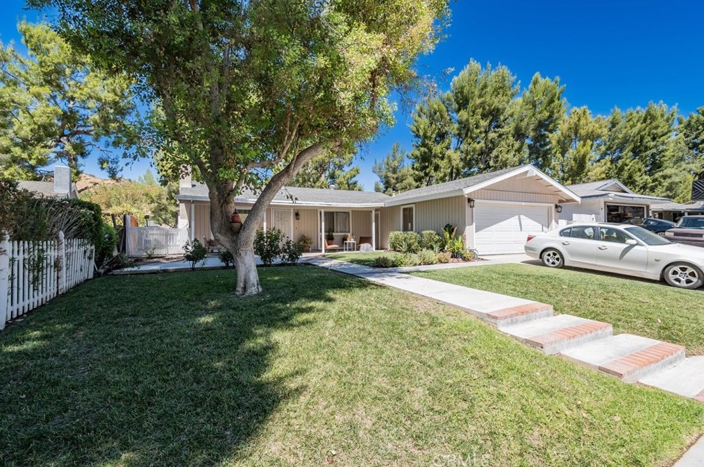 29441 Florabunda Rd, Santa Clarita, CA 91387-2208