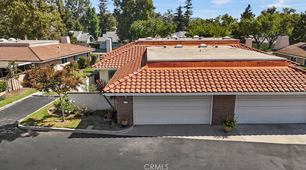 2227 Portola Ln, Thousand Oaks, CA 91361