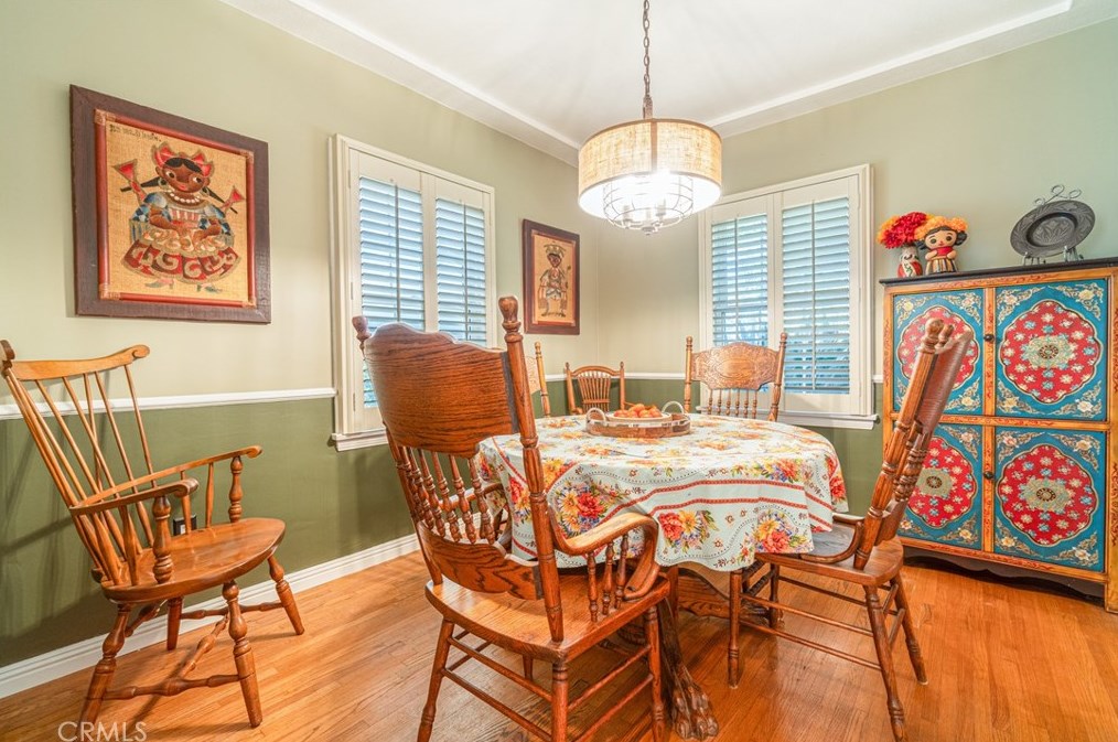 2910 Daisy Ave, Long Beach CA  90806-1432 exterior