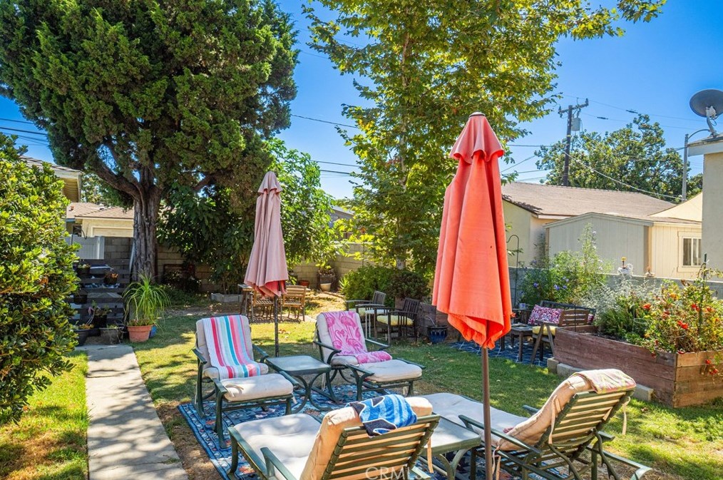 2910 Daisy Ave, Long Beach CA  90806-1432 exterior