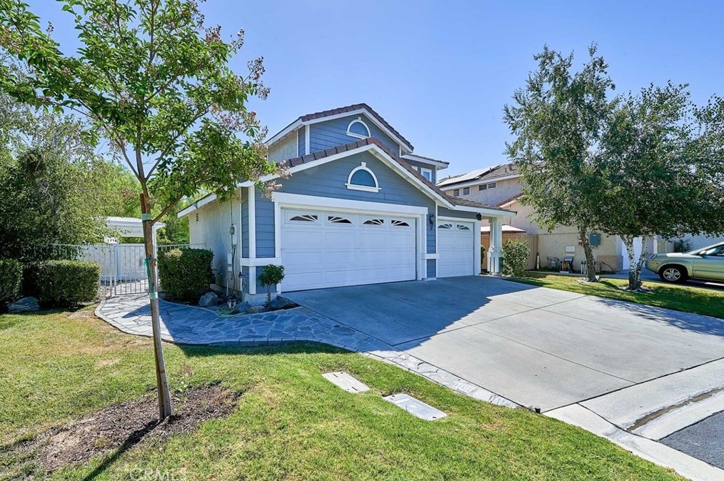20023 Blackbird Ln, Santa Clarita, CA 91351-5557