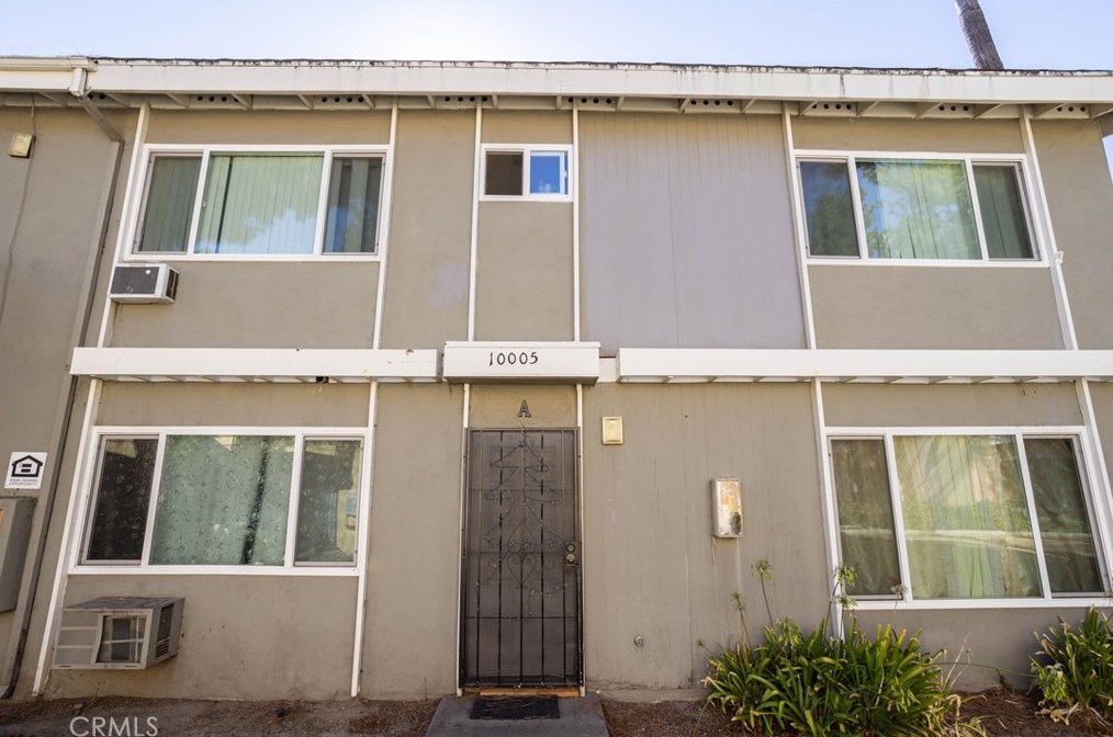 10005 Sepulveda Blvd, San Fernando, CA 91345