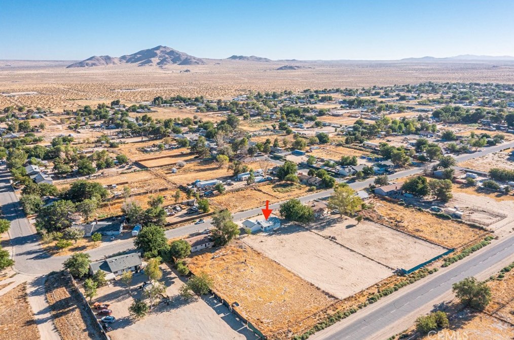 17130 Valeport Ave, Lancaster, CA 93535