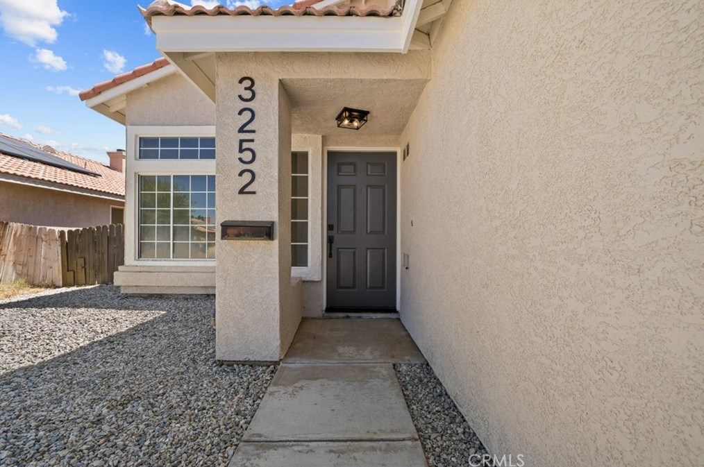 3252 Discovery Way, Tropico Village, CA 93560